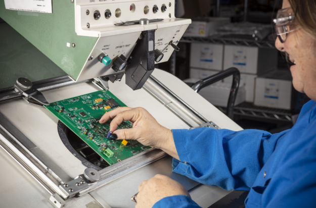 Quality Control & Reliability Testing for Through Hole PCB Assembly, http://vn.danyupcbs.com/2026/02/22/through-hole-pcb-assembly/