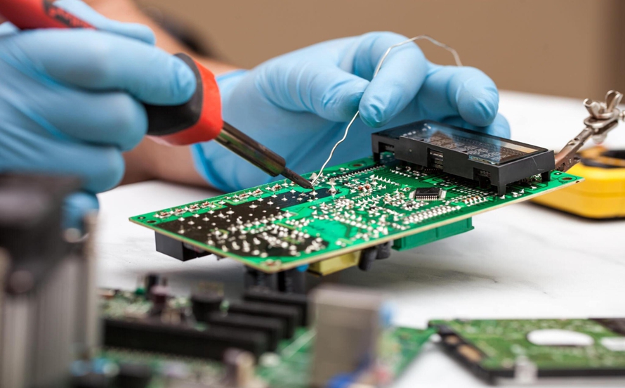 What is the Through-Hole Assembly Process of PCB, http://vn.danyupcbs.com/2026/02/22/through-hole-pcb-assembly/